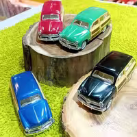 اسباب بازی ماکت ماشین کینسمارت kinsmart 1949 ford woody wagon