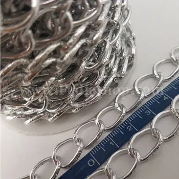 زنجیر تزئینی نقره ای