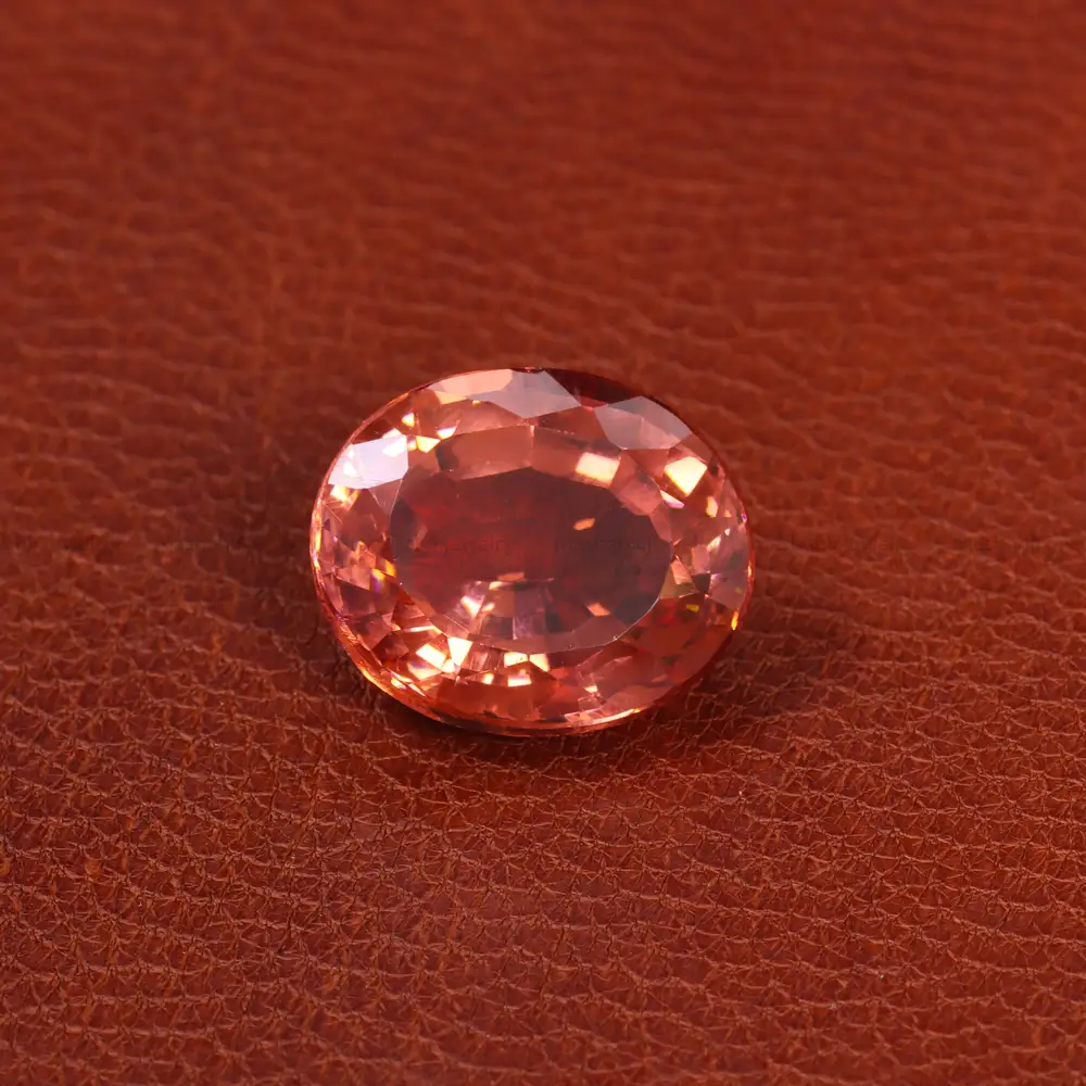 نگین الکساندریت کد 27973 - جواهری مشاهیر