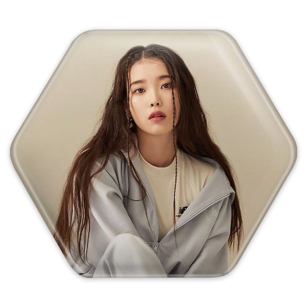 پیکسل خندالو طرح آیو IU مدل شش ضلعی کد 11618