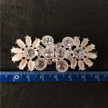 گل سینه جفتی نقره ای