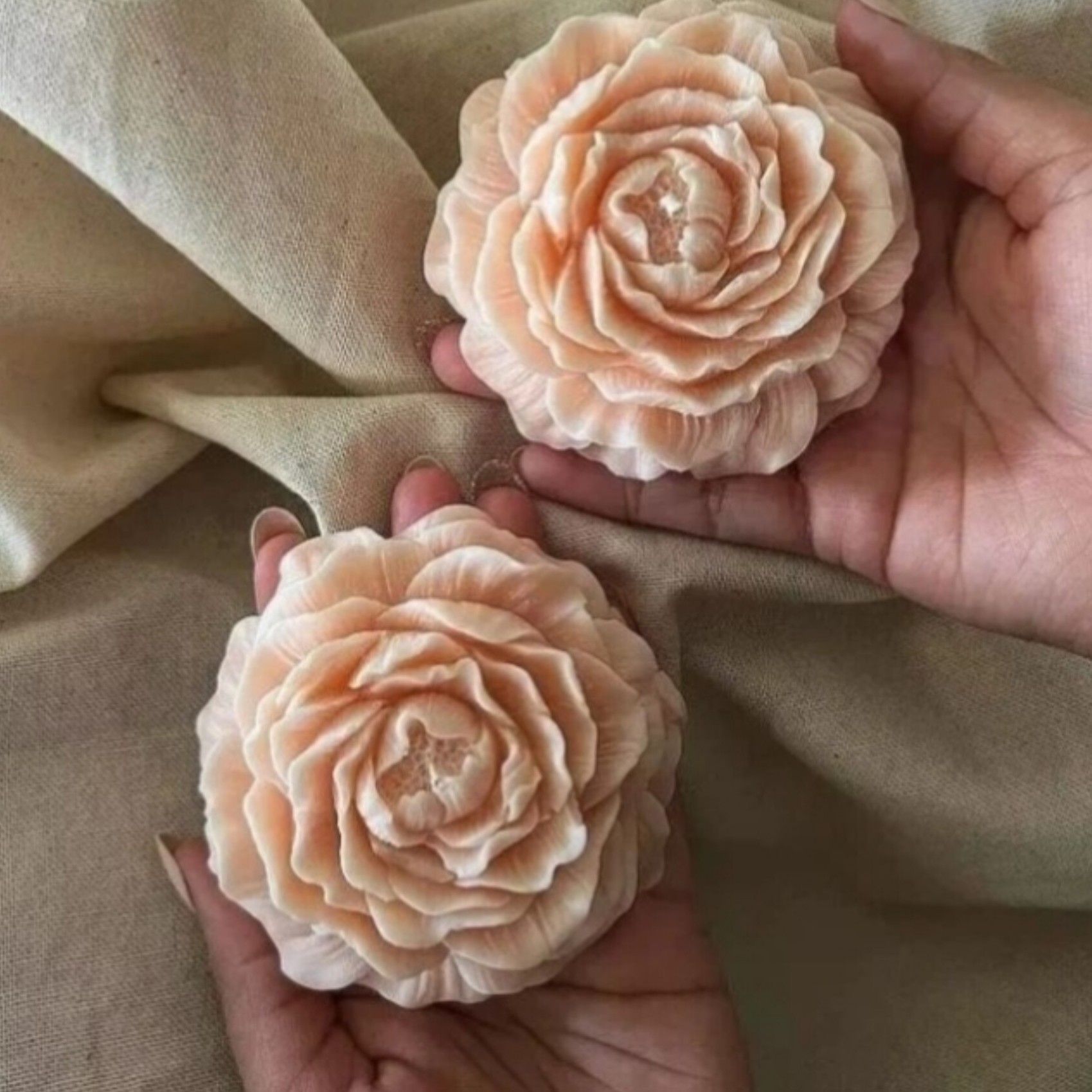 شمع  گل آلاله