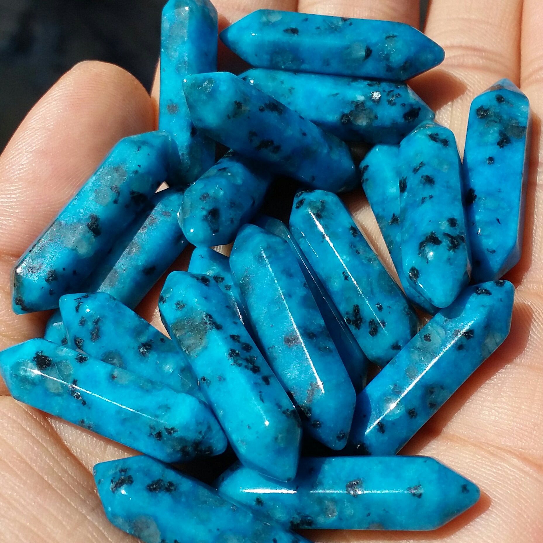 منشور سنگ وارداتی جاسپر لئوپارت  معدنی خارق العاده شاهکار خلقت بی نظیر 100 در 100 طبیعی
