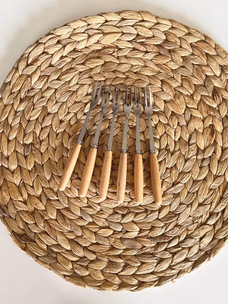 چنگال زیتون خوری دسته چوبی
