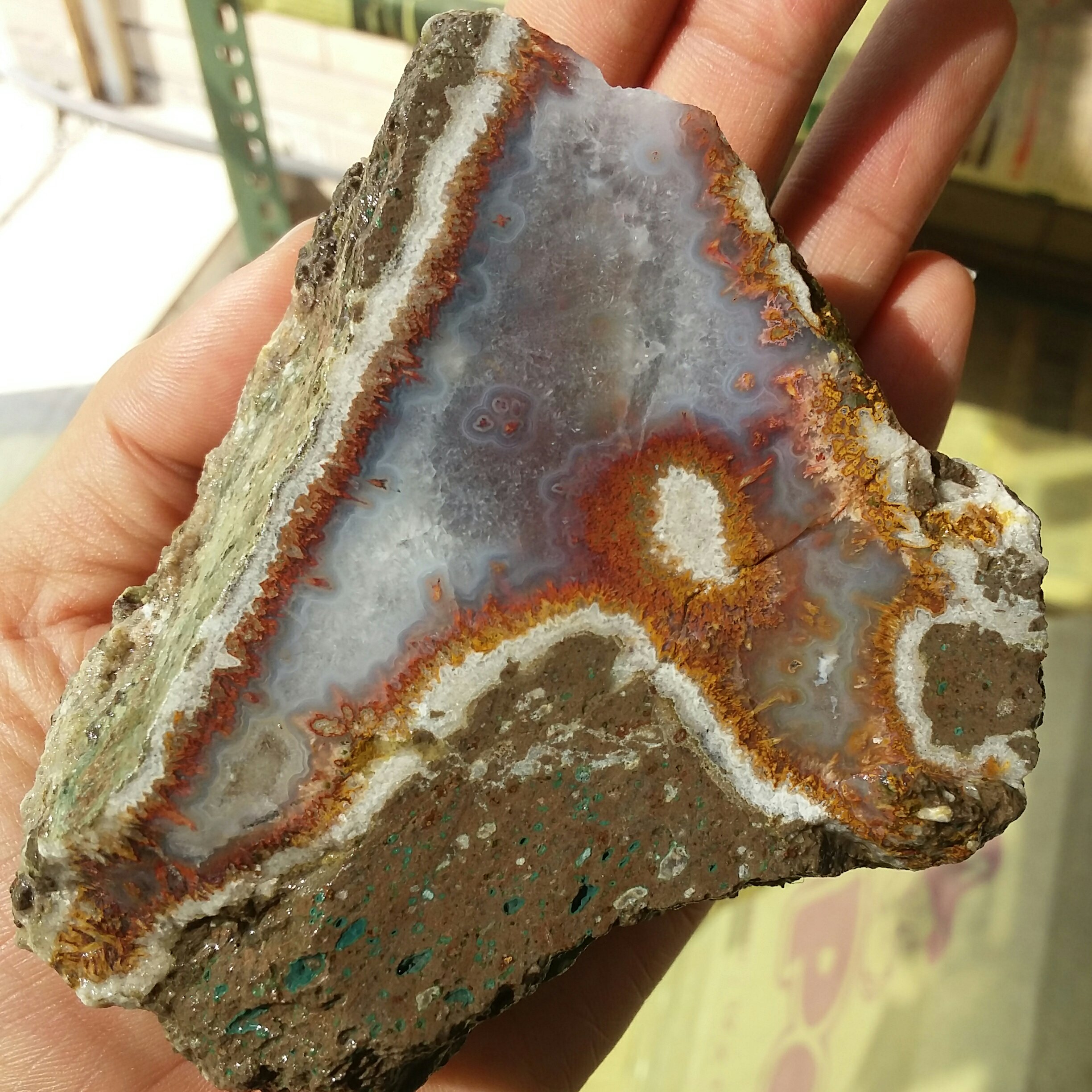 سنگ راف غولپیکر عقیق خورشیدی بی نظییییر خااااص شاهکار خلقت 100درصد طبیعی