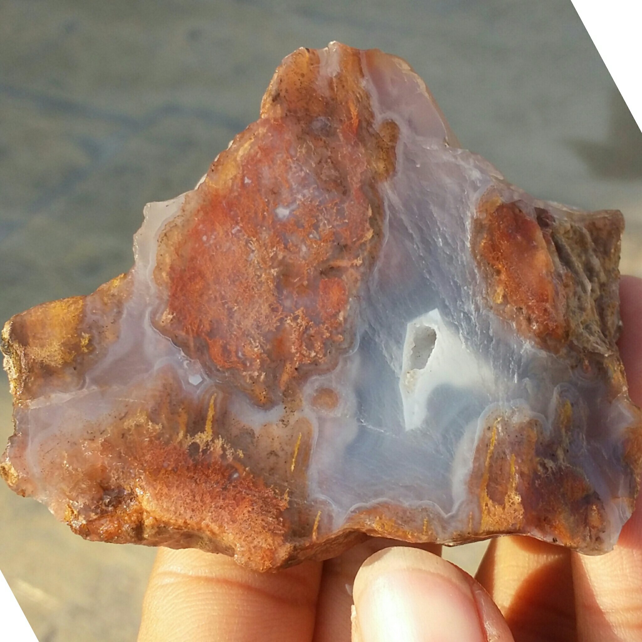 اسلایس سنگ راف عقیق شجر شکوفه دریایی بسیار دیدنی شاهکار خلقت کاملا طبیعی
با قابلیت ساخت چند نگین محشر
کد 8195