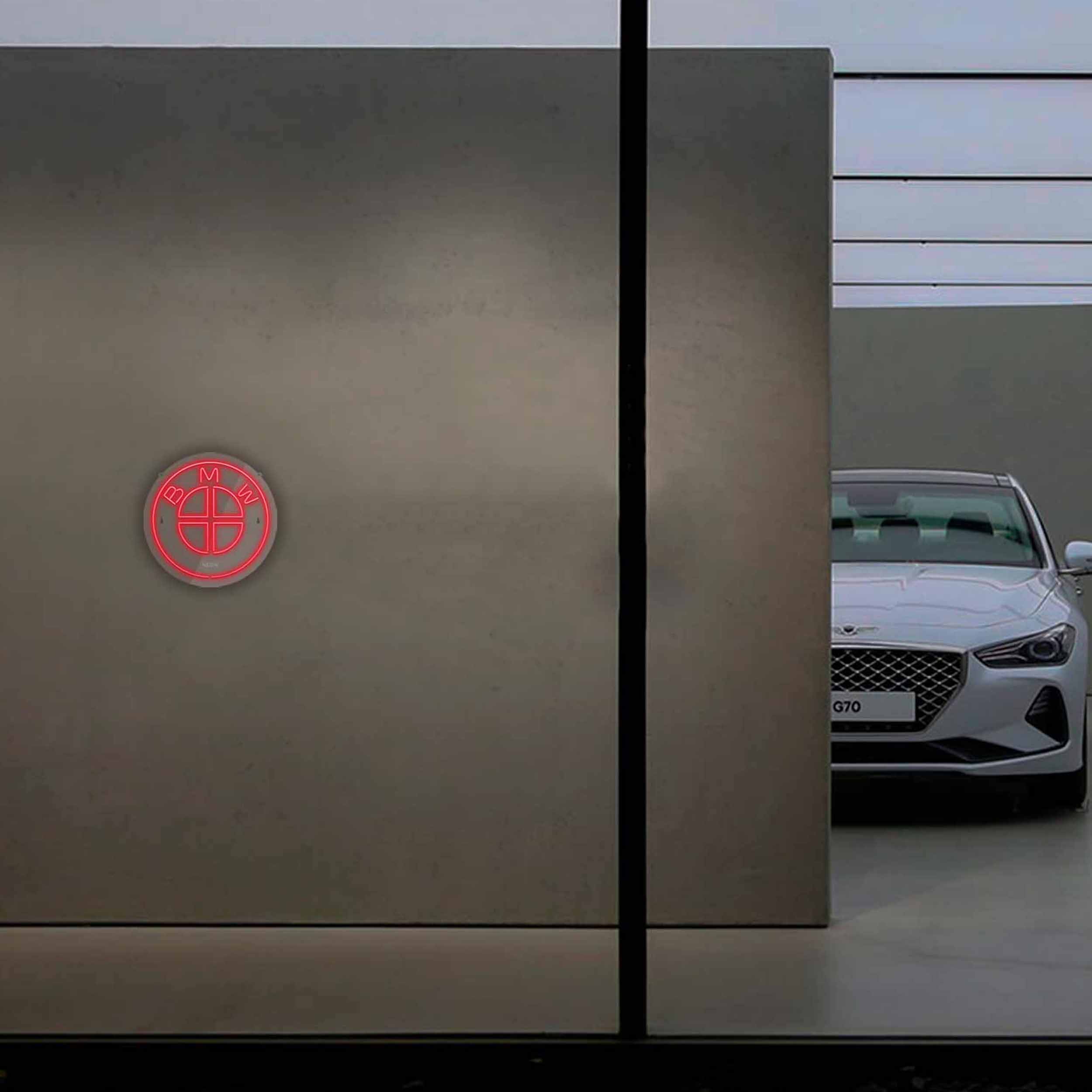چراغ دیواری نئون دیزاین طرح Bmw_RD