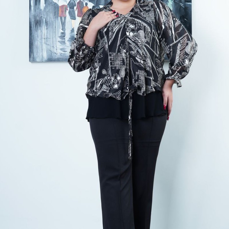 سایز بزرگ شومیز مجلسی سایز ،44 تا 46 جنس حریر و کرپ مطالسه قد 80