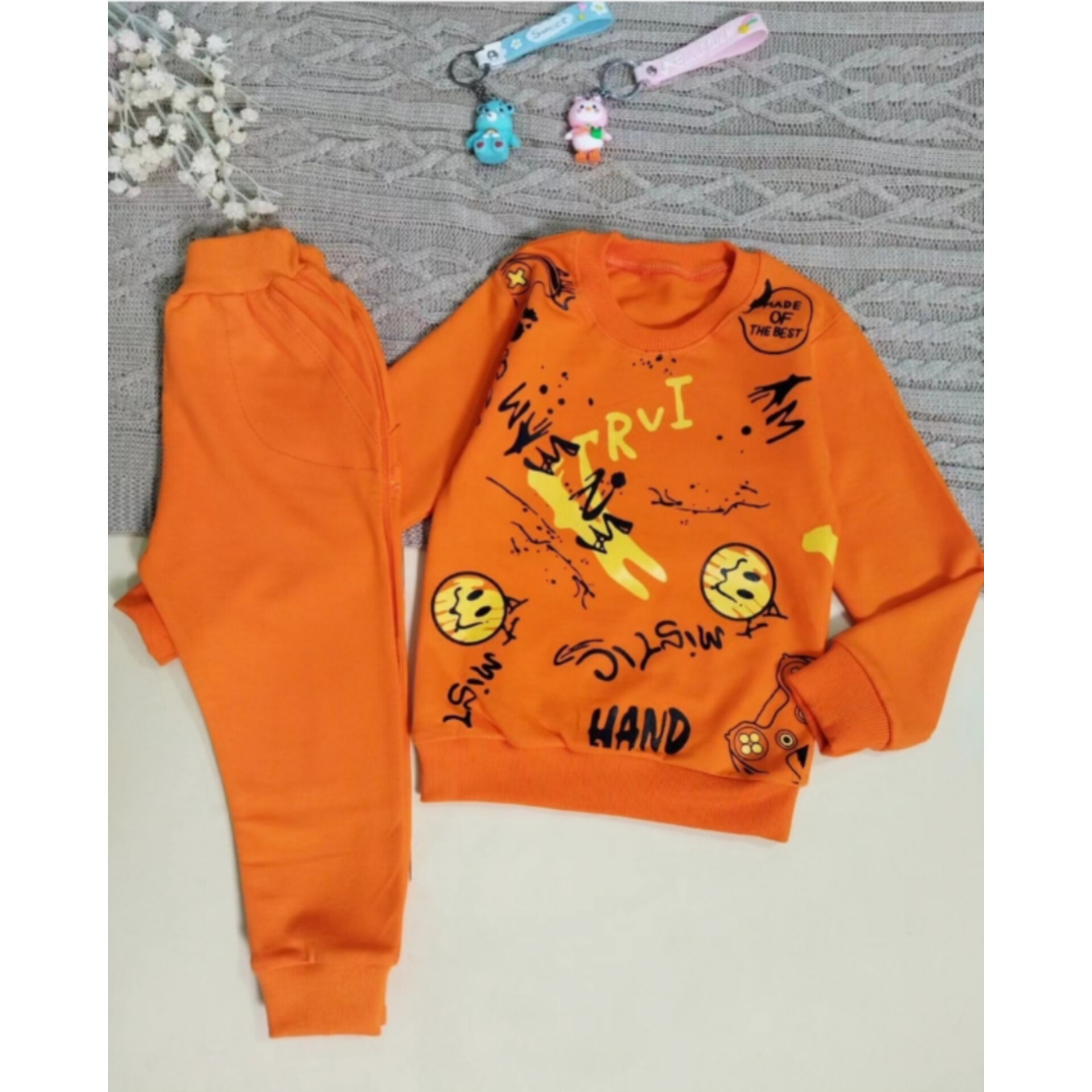 بلوز شلوار بچه گانه بلوز شلوار اسپرت ارسال رایگان سایز  (  40 و 45 )