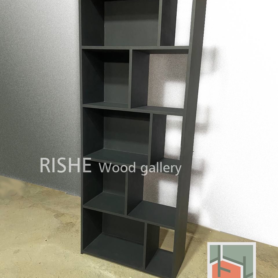 کتابخانه و شلف ایستاده