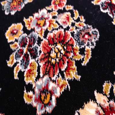 فرش ماشینی زمرد مشهد مدل دیبا زمینه سورمه ای