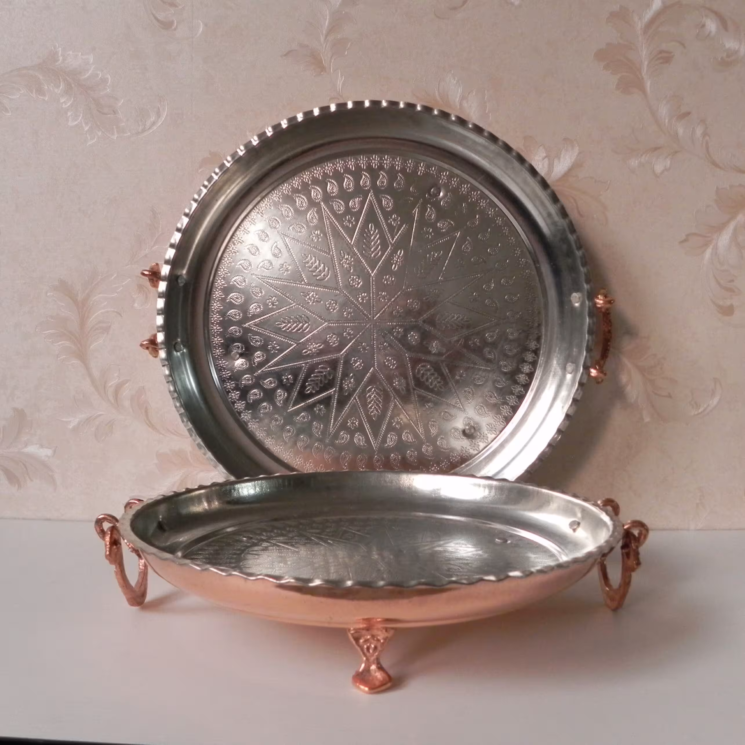 سینی مسی پایه دار قطر 23