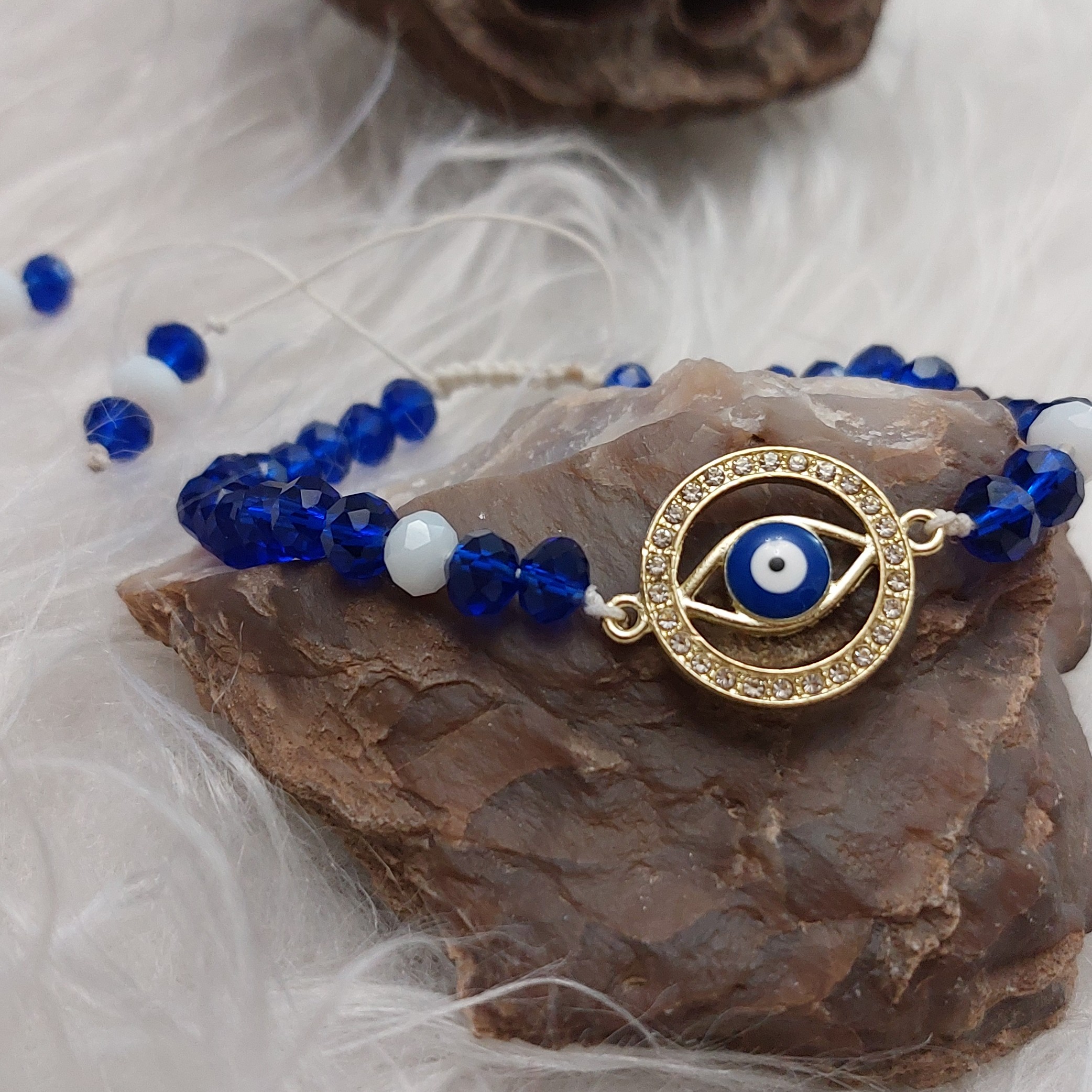 دستبند چشم نظرکریستالی دستساز شیک