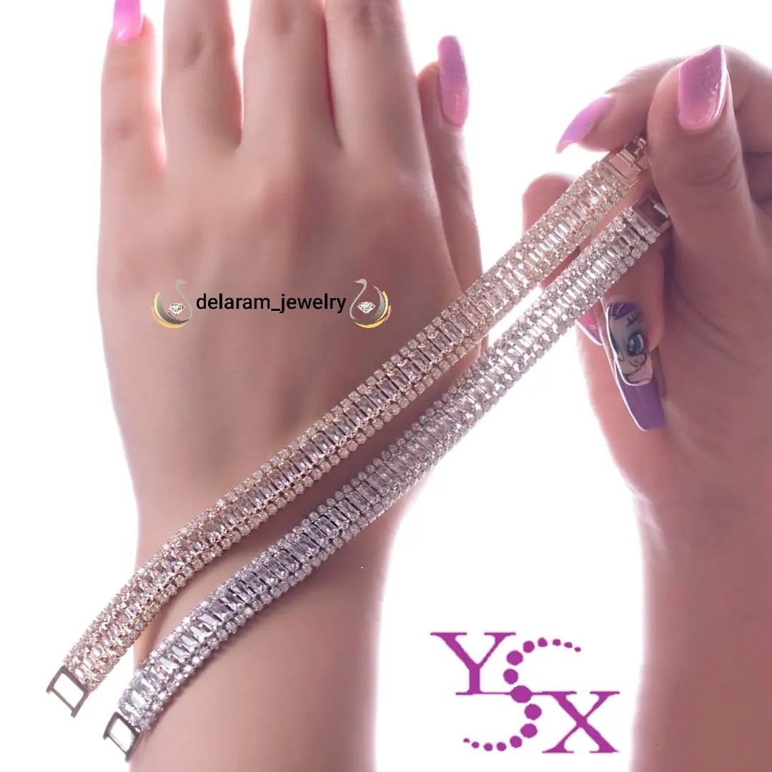 دستبند جواهری برنجی نگین باگت آبکاری طلا ضد حساسیت ساخته شده از روی طلا