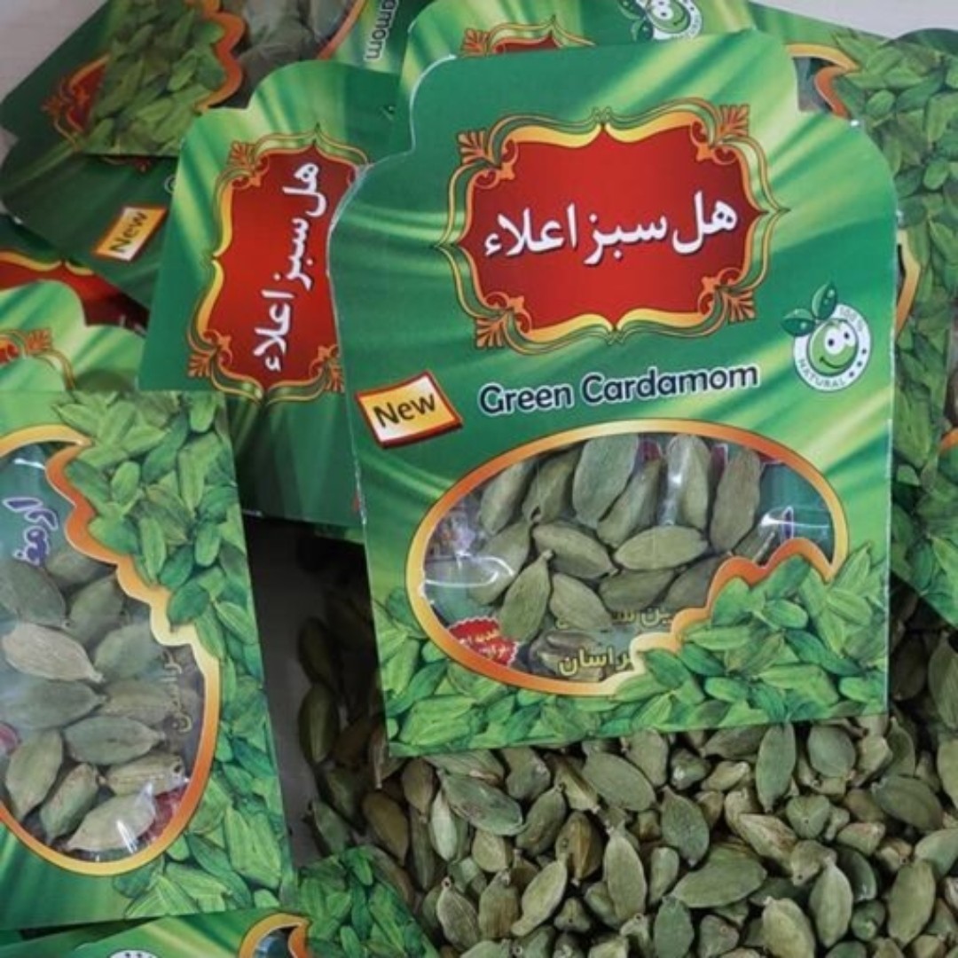 هل اعلا هل مرغوب اکبر  هل سبز   با کیفیت فوق العاده شامل 10 پاکت 5 گرمی هل اکبر  سبز  اعلا