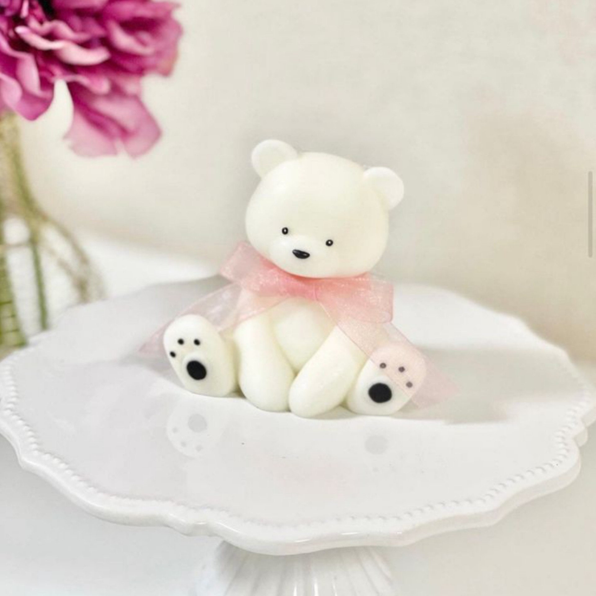 شمع دستساز  خرس نشسته رنگ و رایحه دلخواه ، تک و عمده