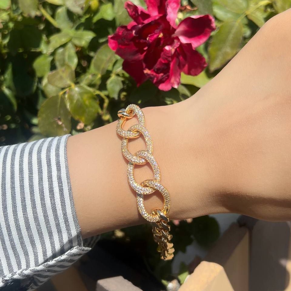 دستبند استیل طرح طلا مجلسی در سه مدل