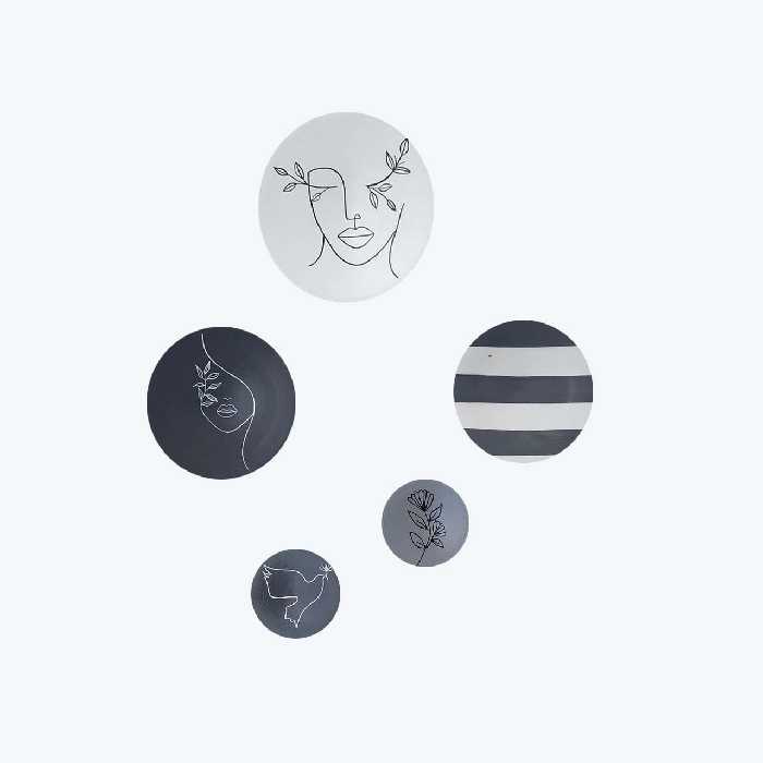 بشقاب دیوارکوب سفالی طرح چهره مجموعه 5 عددی