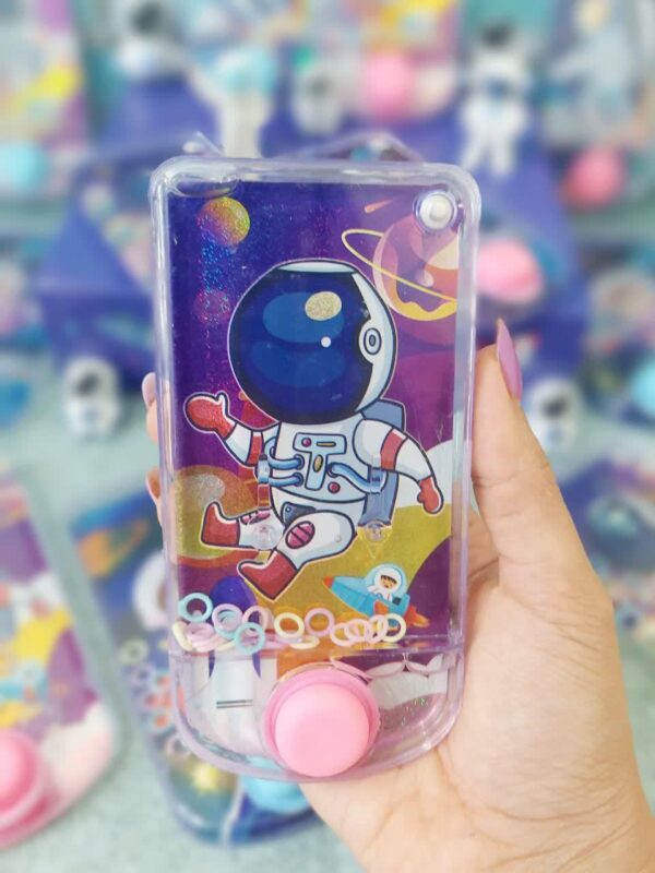 واترگیم فضانورد