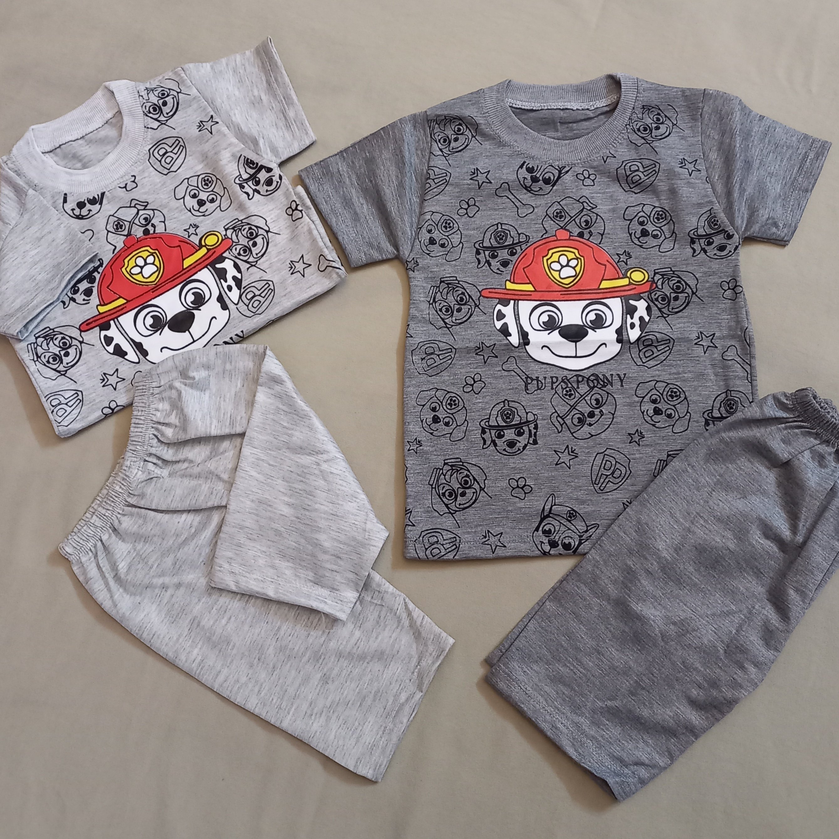 تیشرت و شلوارک پسرانه چاپ سگهای نگهبان