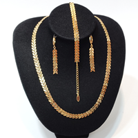 سرویس کامل بدلیجات گردنبند گوشواره و دستبند گندمی شکل مارک zj