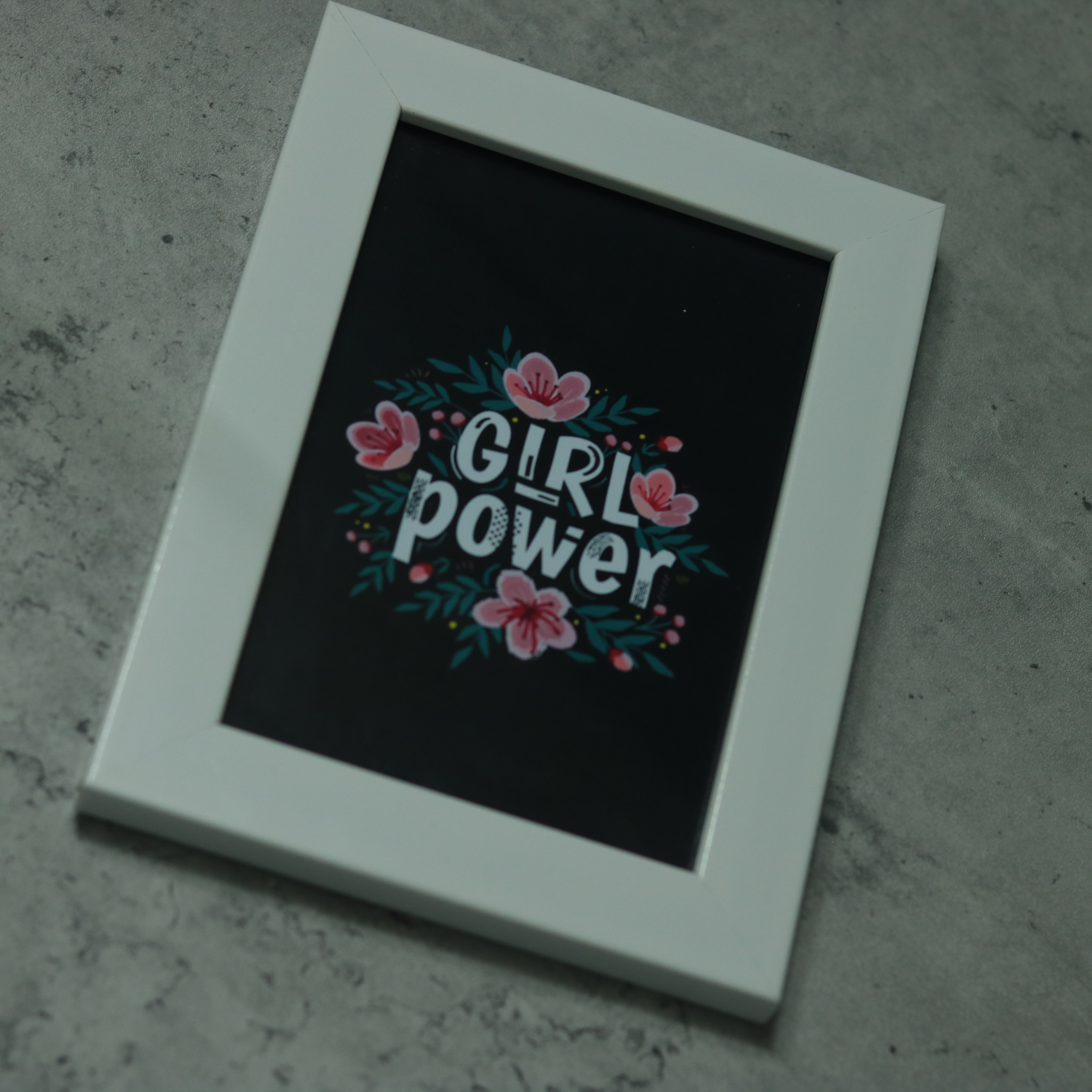 تابلو  دخترانه