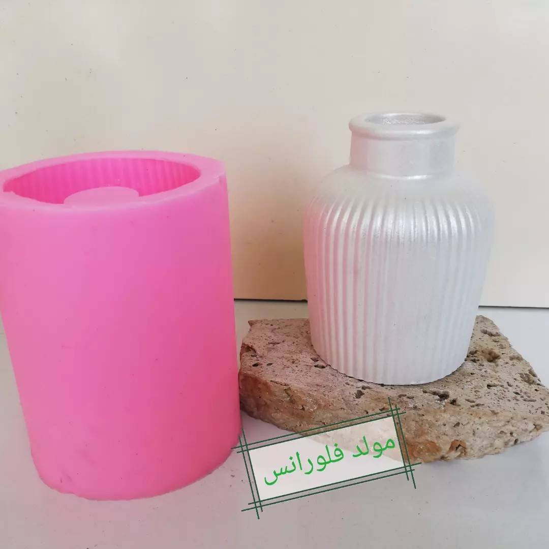 قالب سیلیکونی گلدان شیاردار ،اندازه ارتفاع 10،قطر 6ونیم