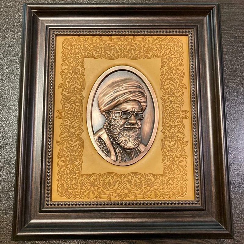 2عدد تابلوی نقش برجسته مقام معظم رهبری