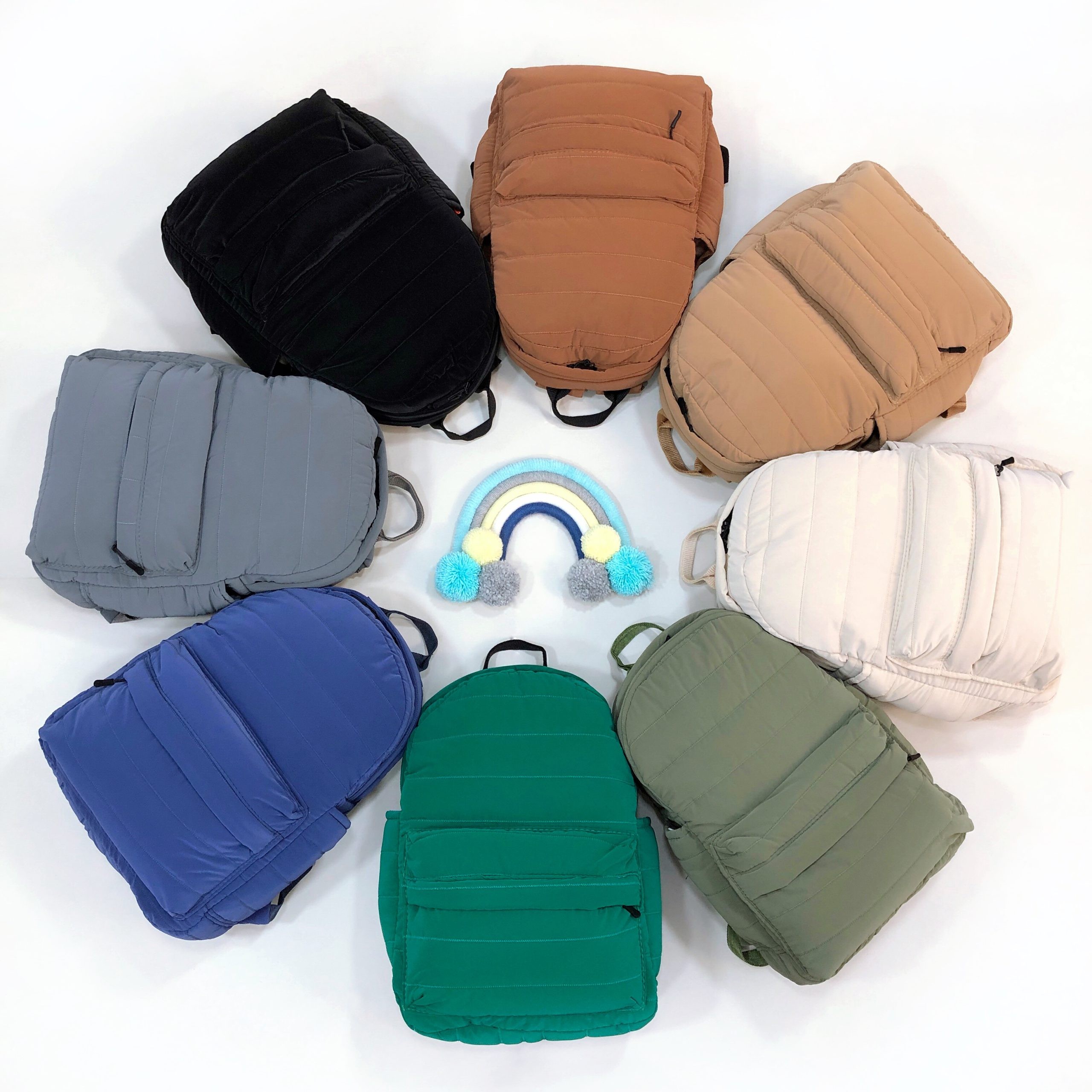 کوله وارداتی مدرسه پافری شیک و جادار در هشت رنگ ابعاد 29 در 41