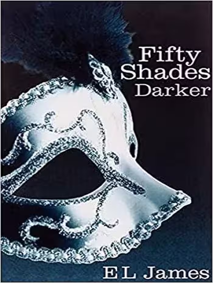 Fifty Shades Darker کتاب پنجاه سایه تیره (متن کامل بدون حذفیات)