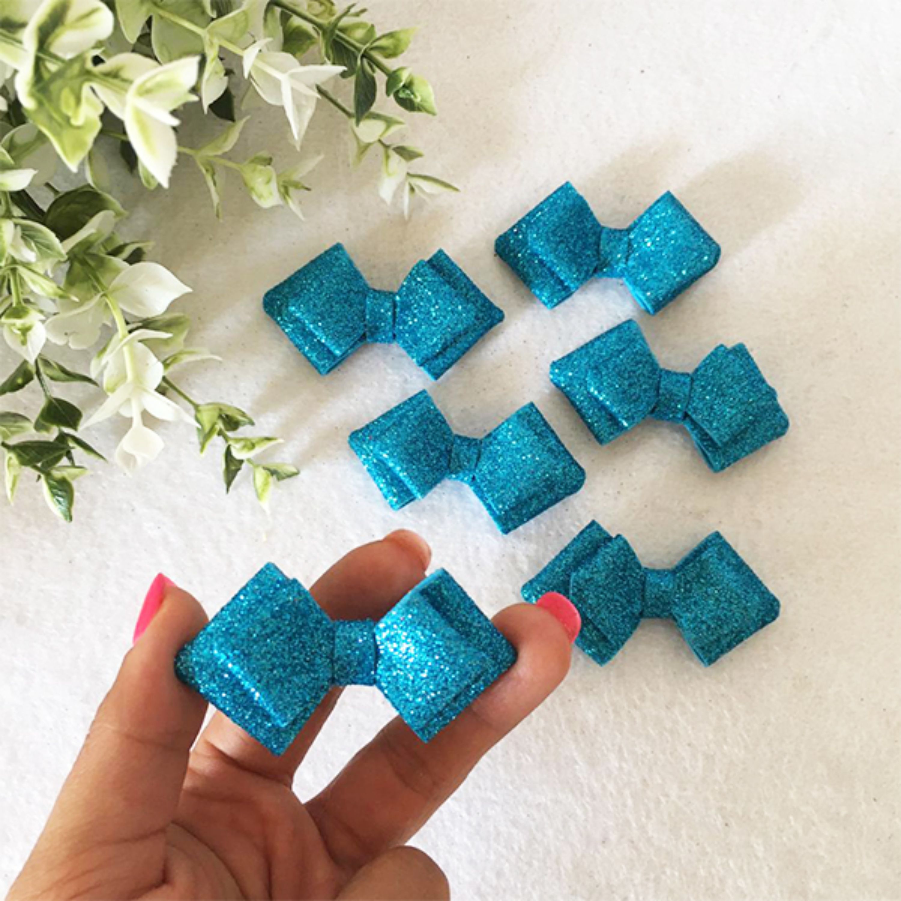 پاپیون اکلیلی جنس فومی ابعاد 6 در 4 تعداد 20 عددی رنگ  آبی