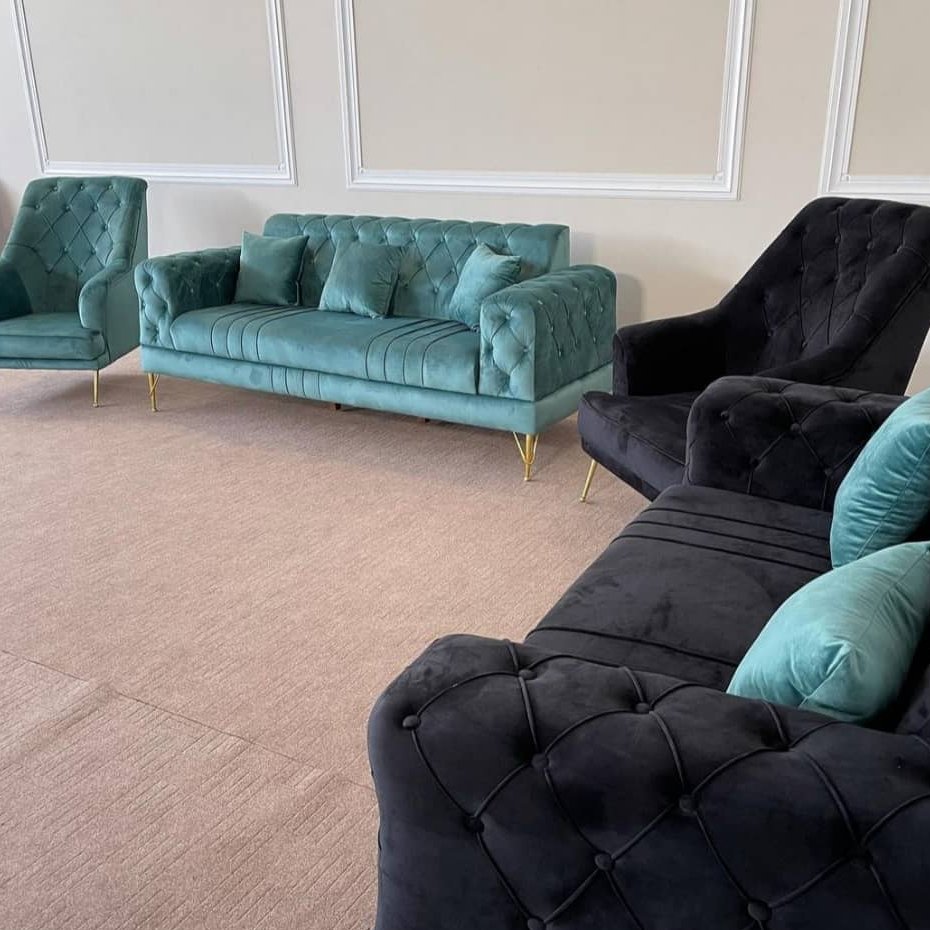 مبل راحتی چستر هزینه ارسال به پای مشتری هست 