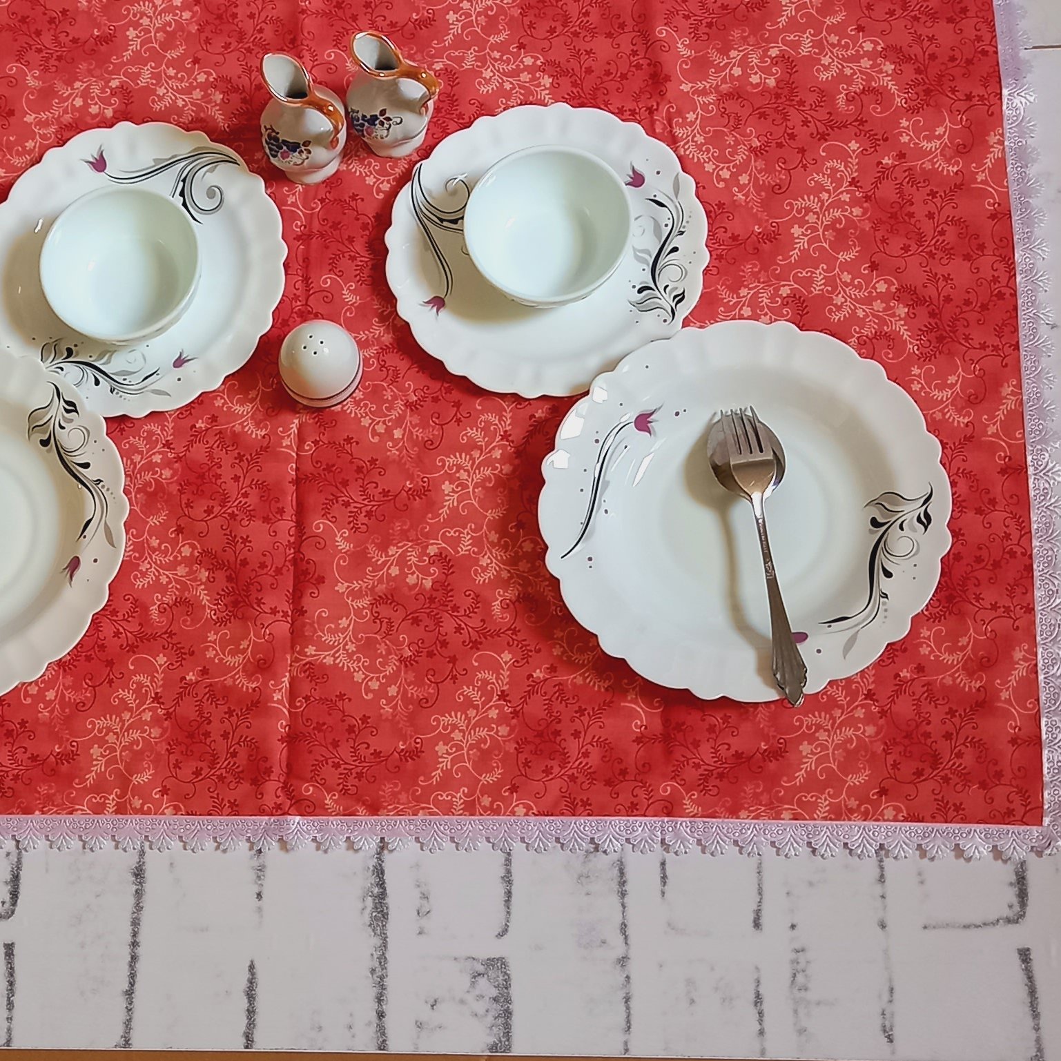 سفره پارچه ای 4 نفره دورو 