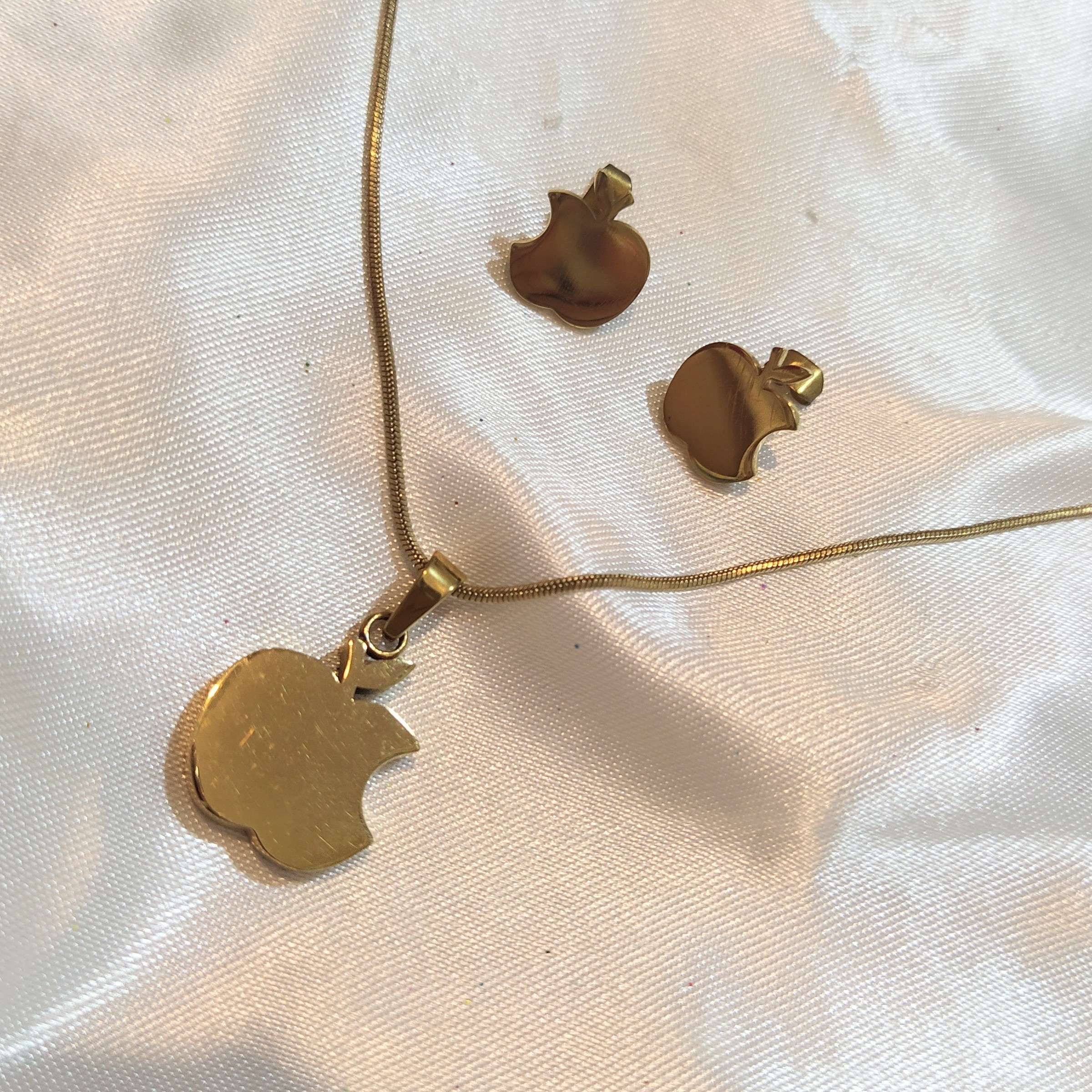 نیم ست اپل طلایی استیل 