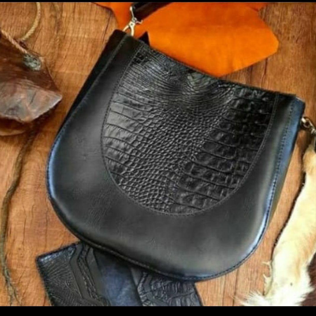 کیف چرم طبیعی زنانه