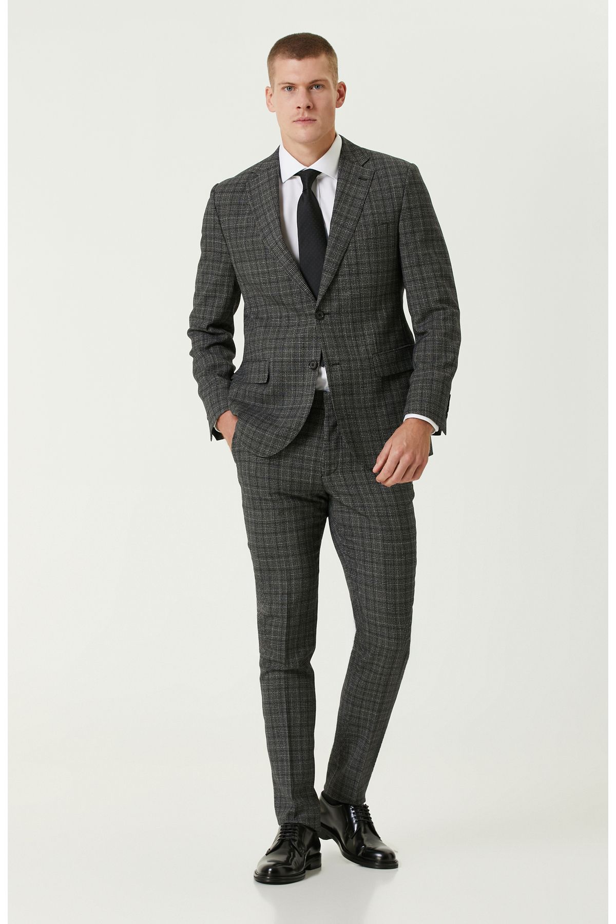 کت وشلوار مشکی مردانه کت‌وشلوار و شلوار مخلوط پشمی Network