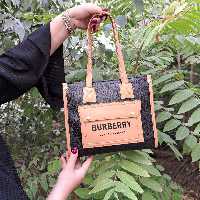 کیف Burberry دوشی رنگ مشکی نسکافه ای ( ارسال رایگان )