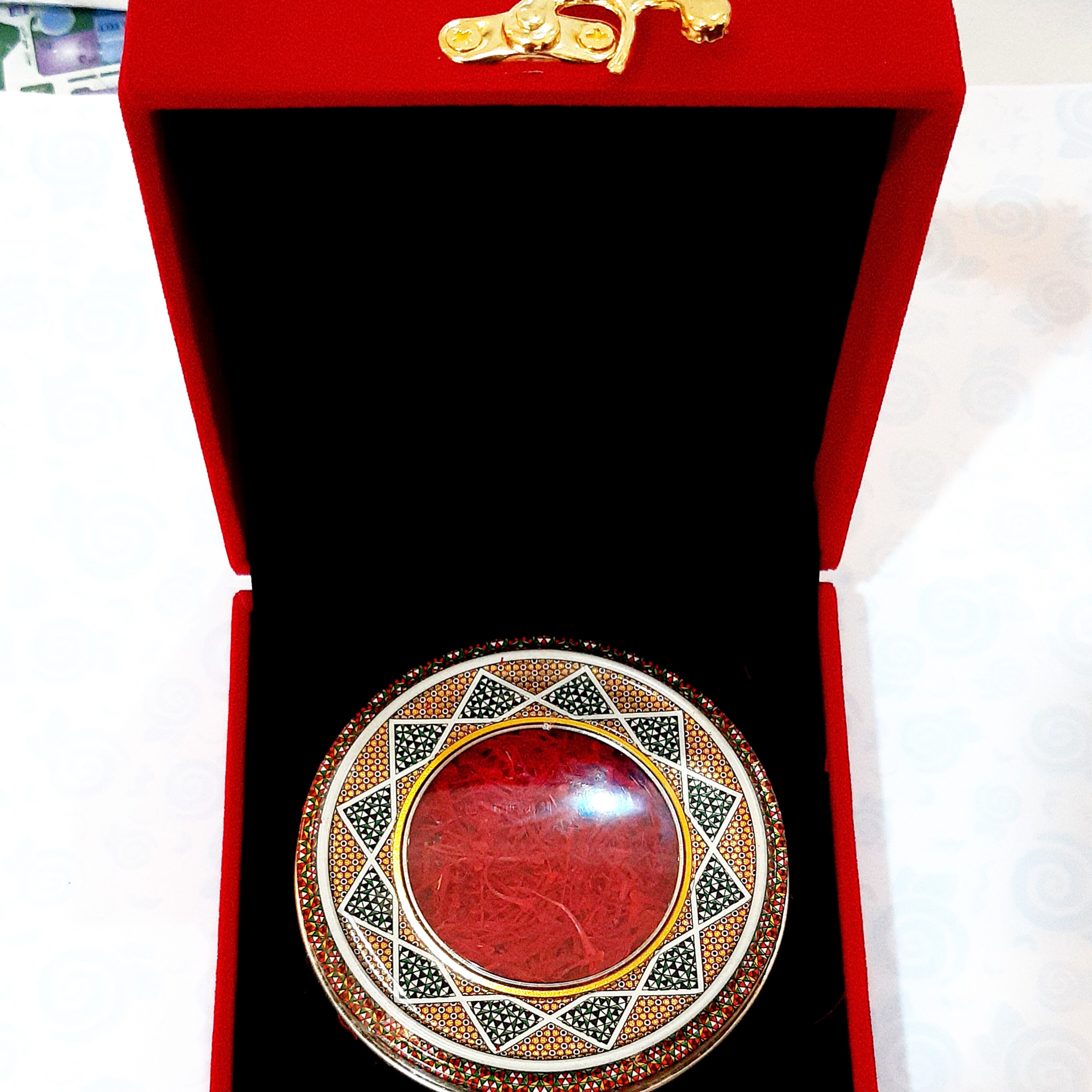 باکس زعفران نگین درجه یک 2 گرمی.محصول تازه مزارع خراسان رضوی.محصول دست اول