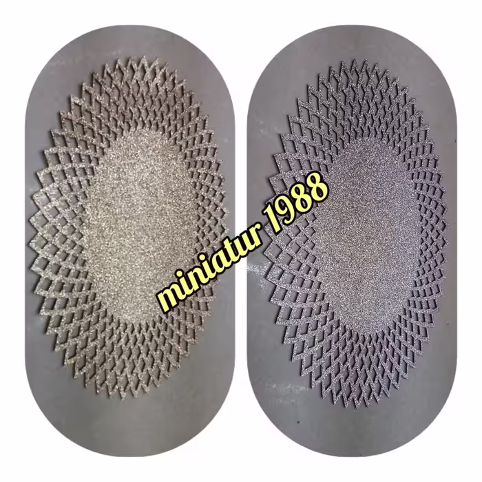 داخل سینی اکلیلی 