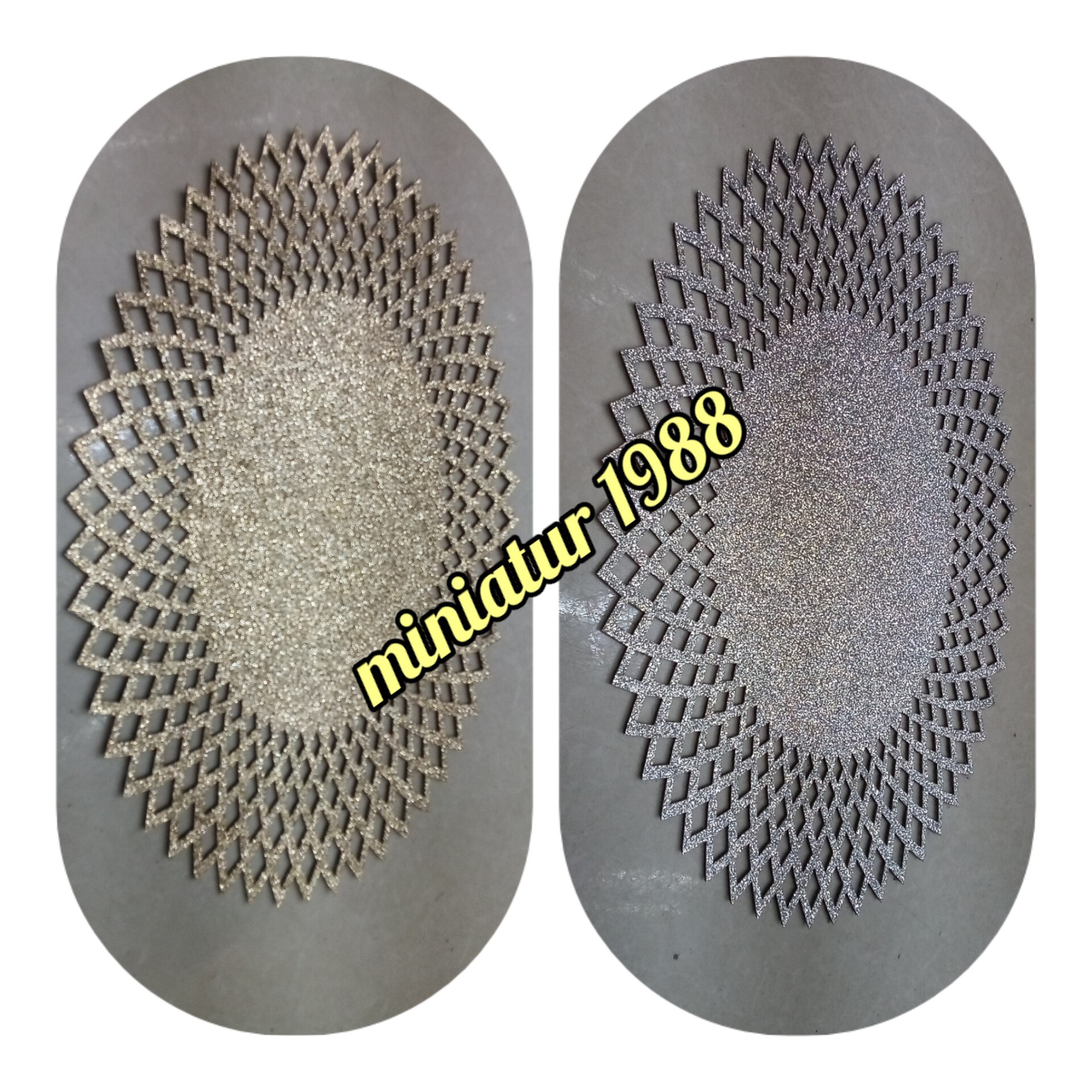 داخل سینی اکلیلی 