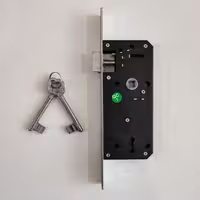 قفل درب چوبی  کلون کلیدی مخصوص درب چوبی 