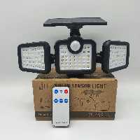 چراغ خورشیدی 3 طرفه دارای سنسور و ریموت کنترل برند JD