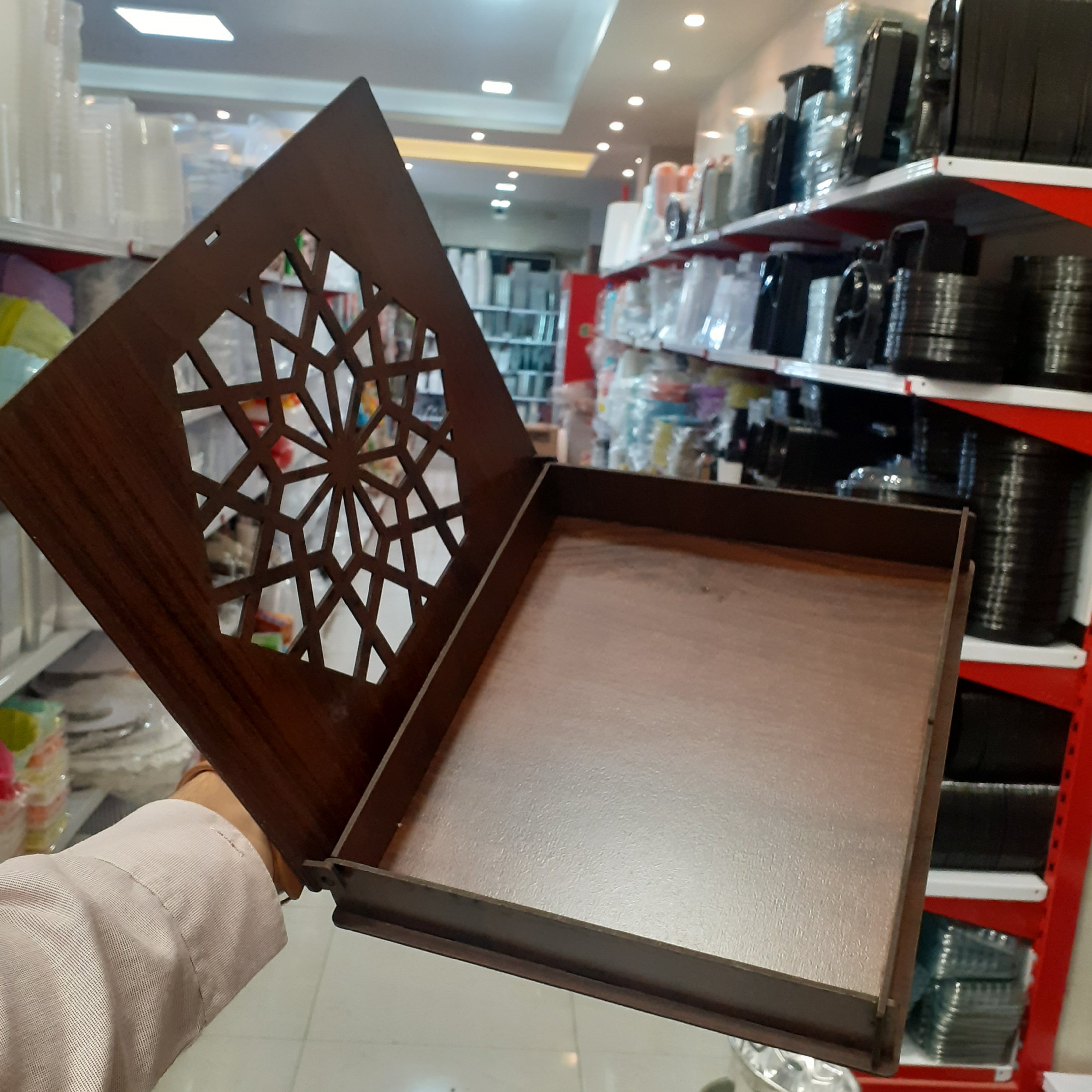 باکس چوبی درب دار  سایز 30 در 25 سانت