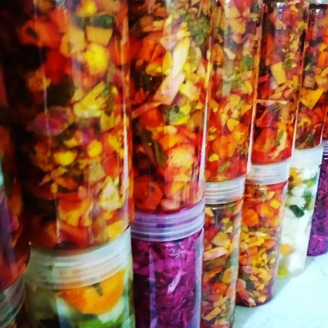 ترشی مخلوط  خانگی 2 کیلو گرمی