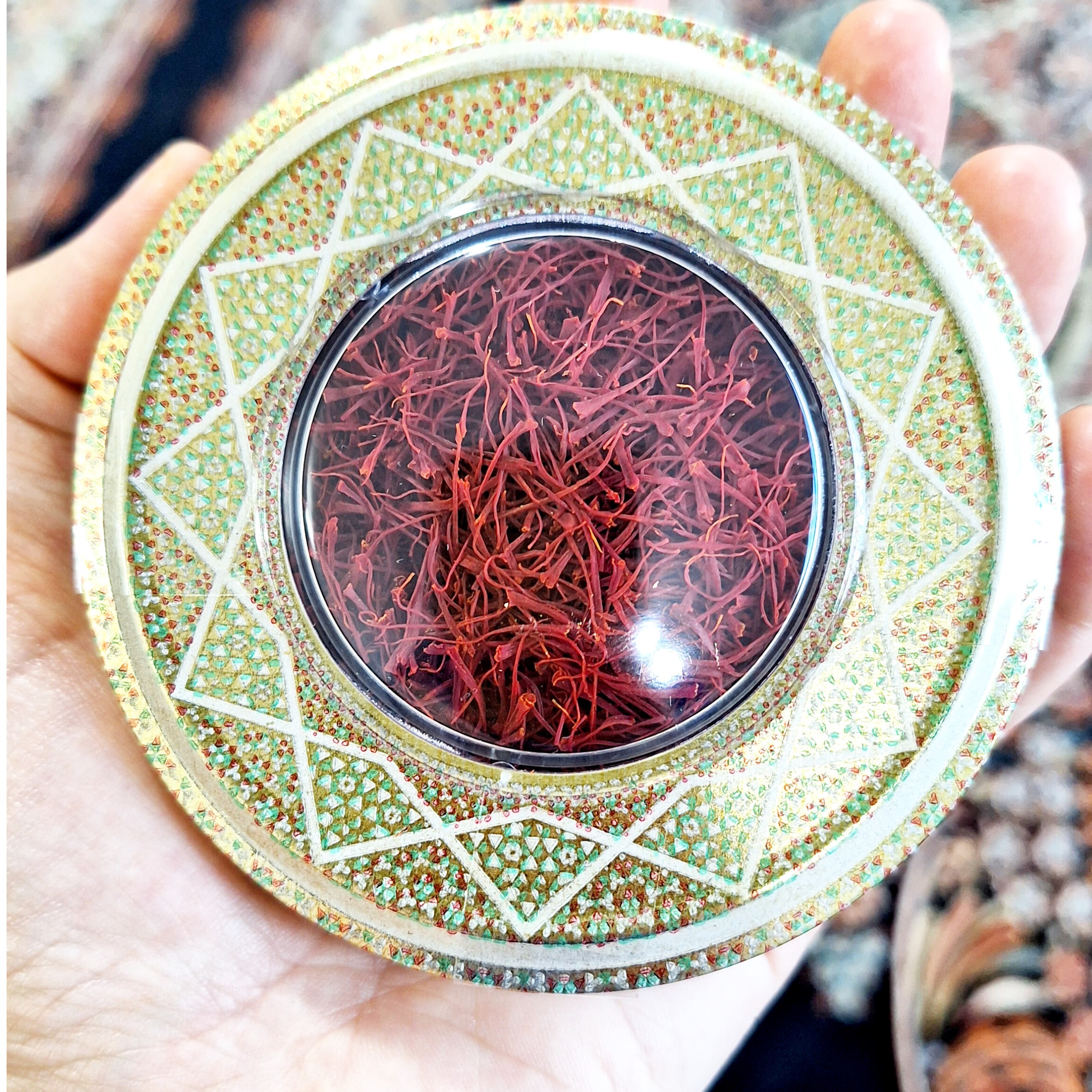 زعفران نگین سنتی 5 گرمی داخل خاتم 