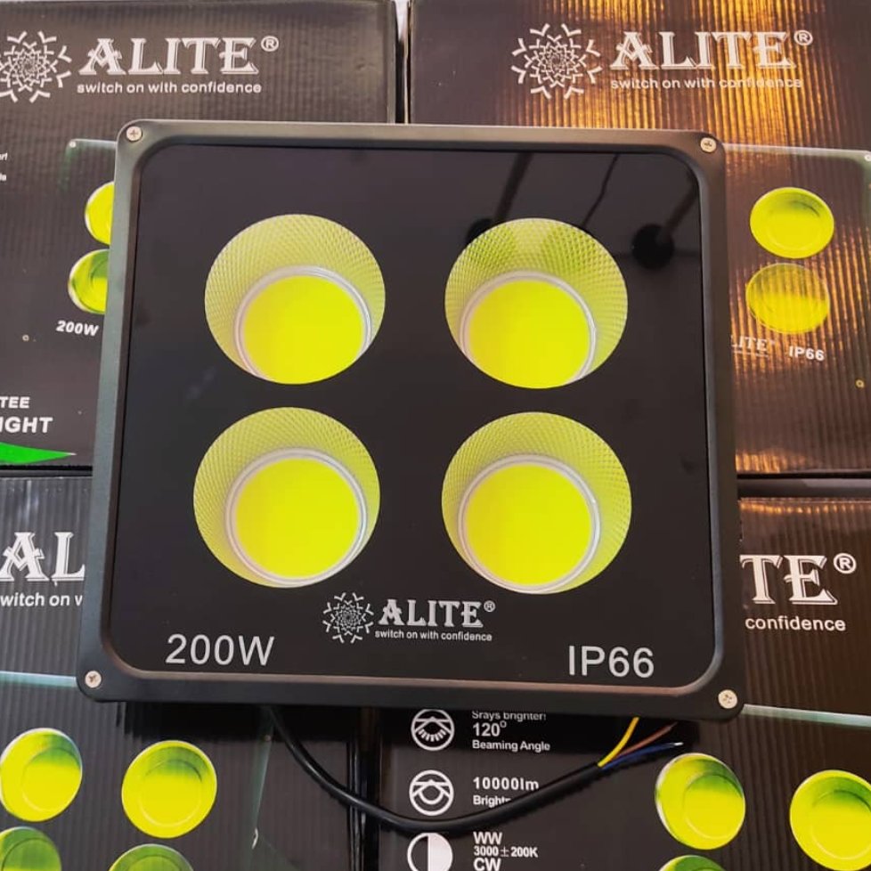 پرژکتور 200 وات 