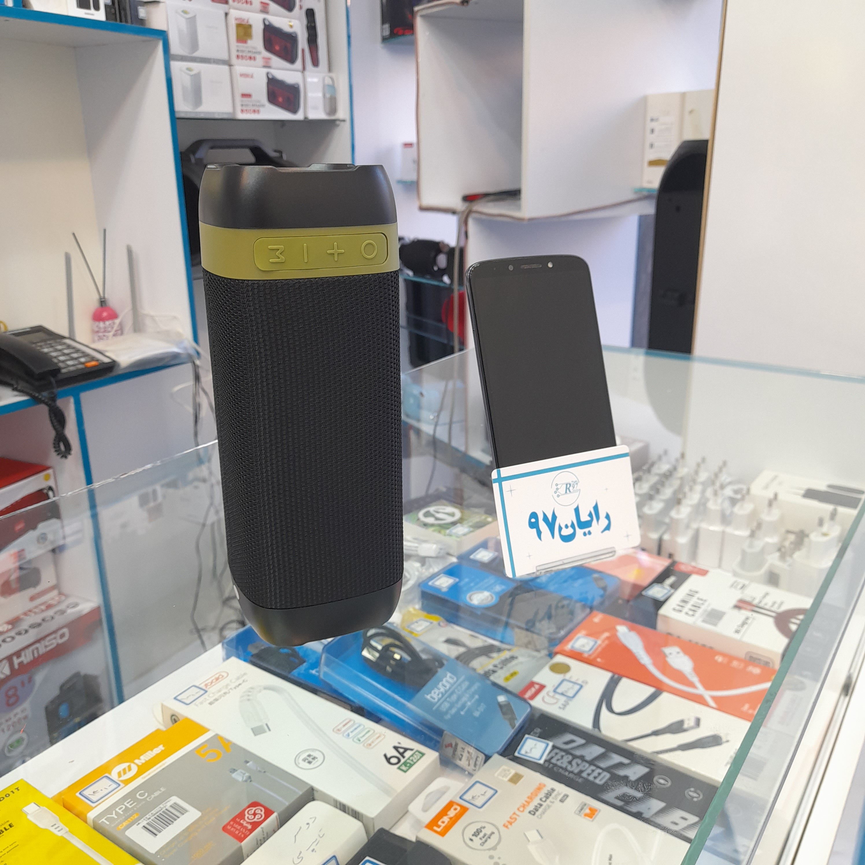 اسپیکر بیکارو مدل GF402
