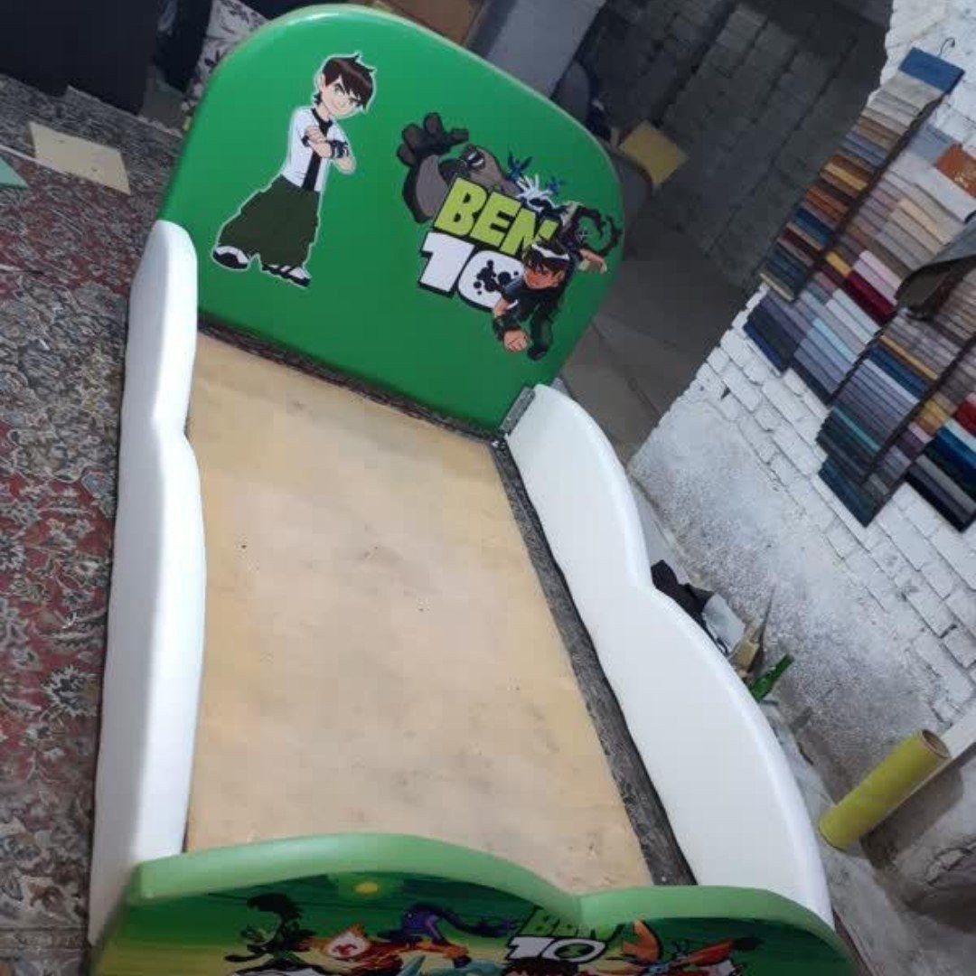 تخت نوجوان مدل متفاوت هزینه ارسال به صورت پس کرایه 