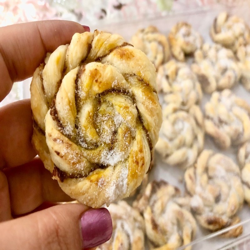 شیرینی خانگی رژیمی و کم کالری با مغز گردو و بادام