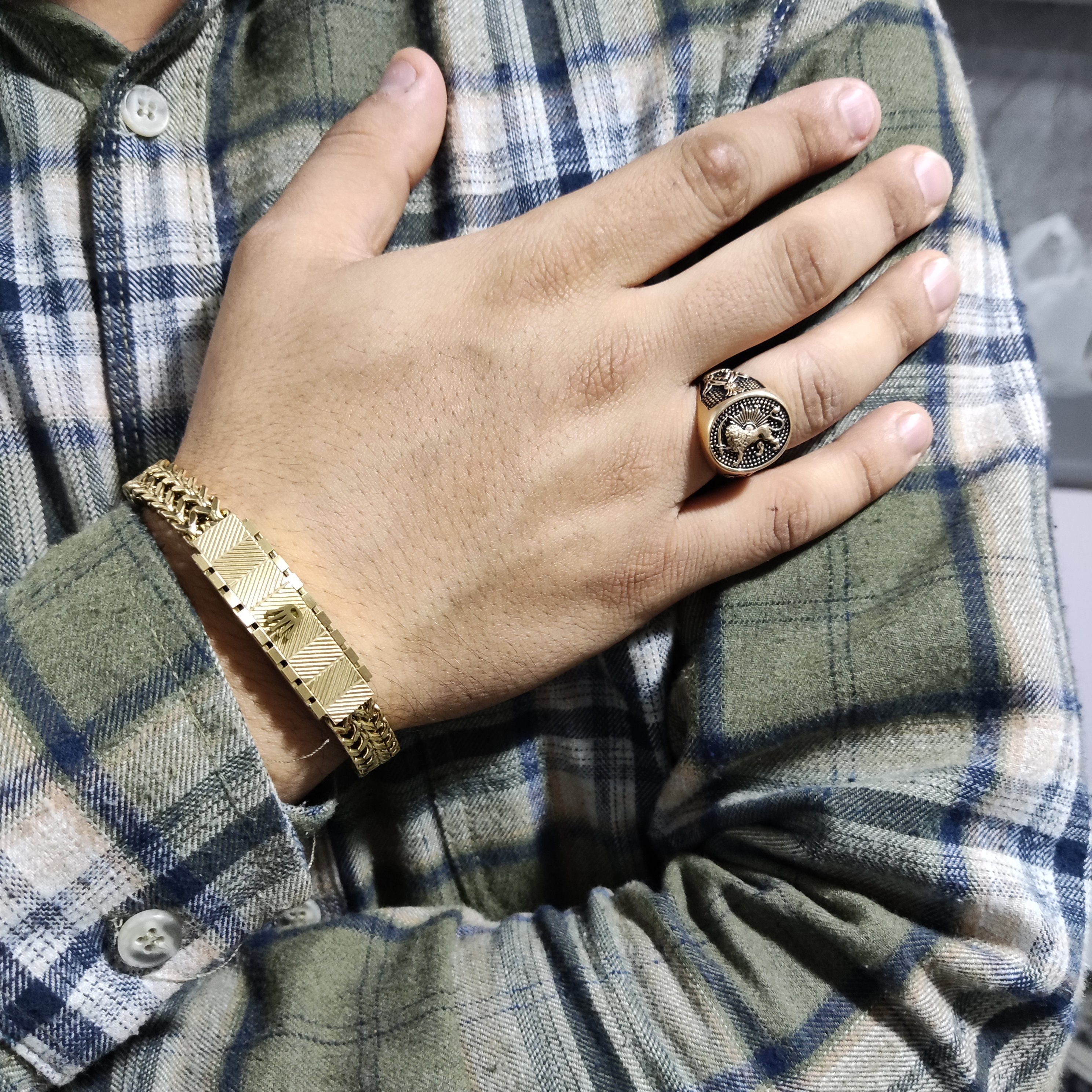 دستبند رولکس استیل طلایی پوست ماری